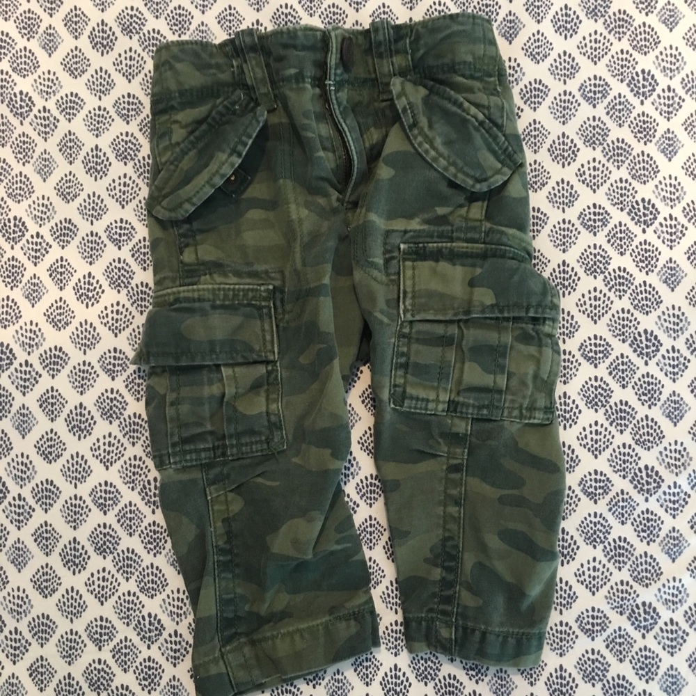 Baby Gap Camo Cargo Pant (12-18mo)